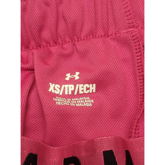 Lot of 2 Under Armour Women's Play Up Shorts XS Gray HeatGear Loose & Pink/Black - Picture 10 of 12